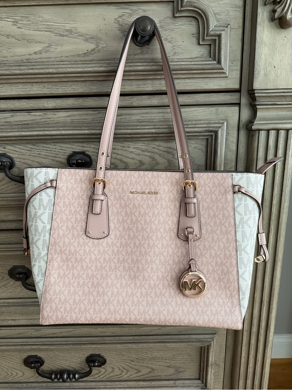 Michael Kors Voyager Ballet Multi Bag